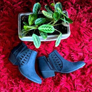 Black faux suede cut out low heel ankle boots